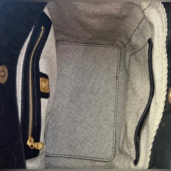 MCM | Rare Black Calfskin Small Kathy Tote - Picture 6 of 10